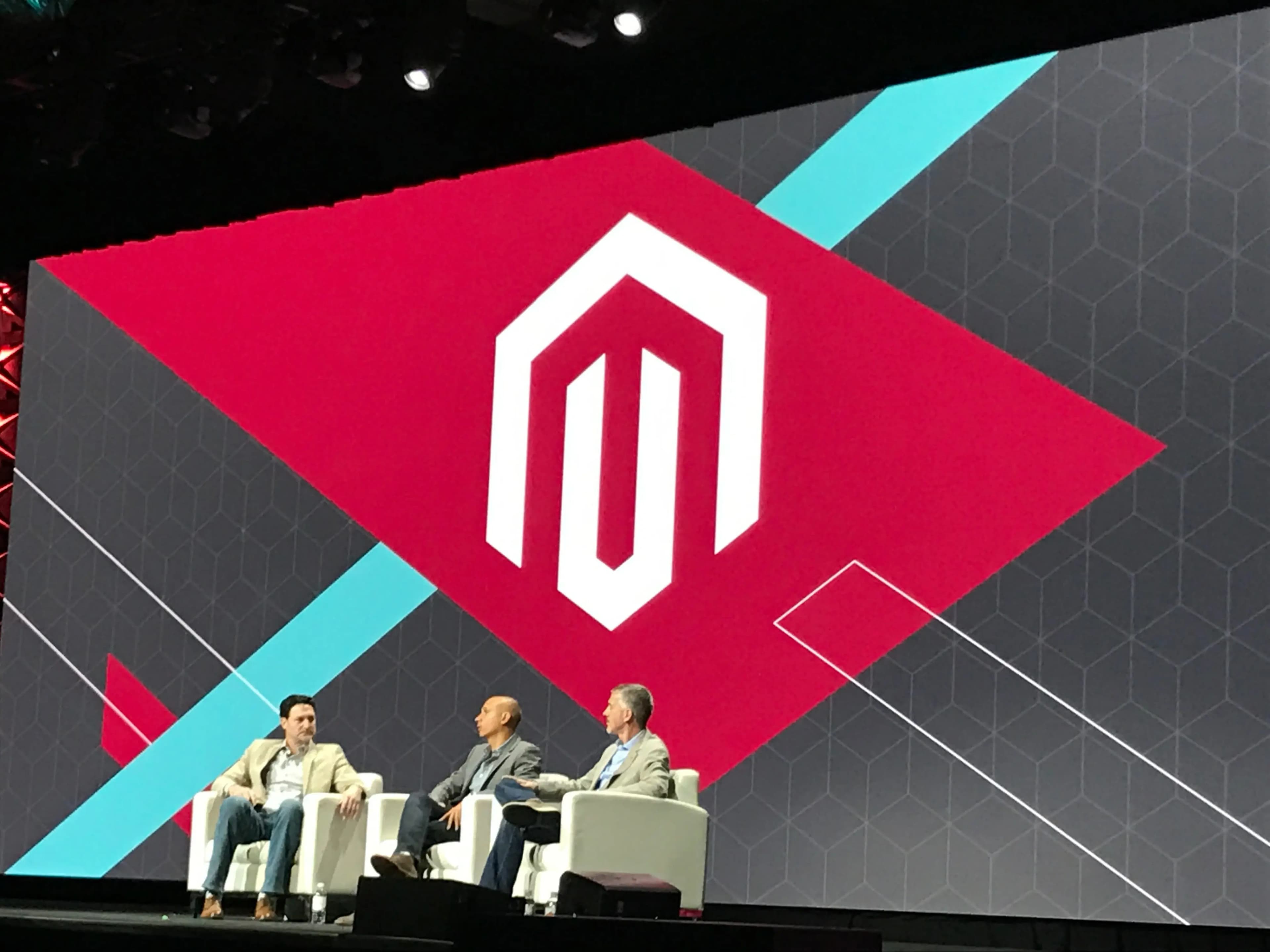 Magento 1 EOL - Migrate to Magento 2