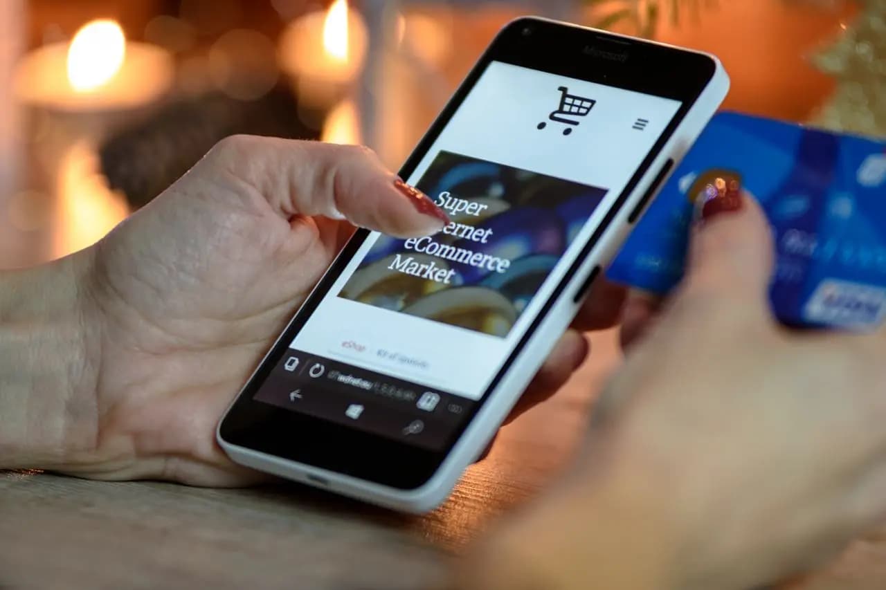 5 Factors that Influence Ecommerce Buying Decisions